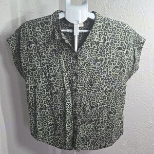 Alexander Jordan Leopard Print Button Down Shirt